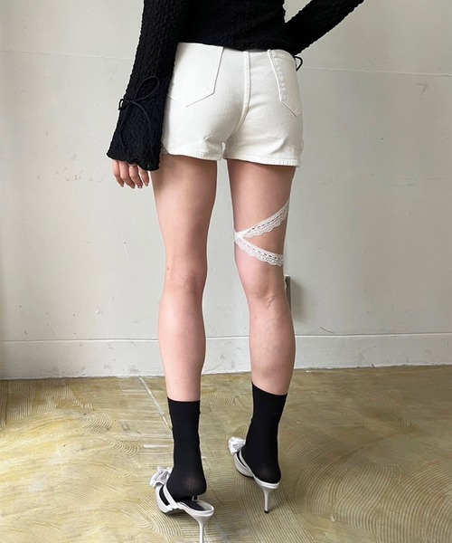Jewelobe(ジュエローブ)の「レースリボンマイクロショートパンツ(その他パンツ・レディース・ホワイト/ブラック・M/S)」の8枚目の写真