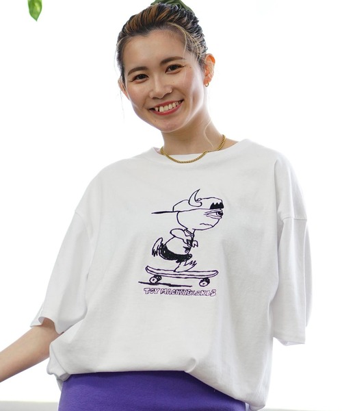 TOY MACHINE(トイ マシーン)の「【ムラサキスポーツ限定】TOY MACHINE/トイマシーン 刺繍Tシャツ ビックシルエット ユニセックス MTMSEST24(Tシャツ/カットソー・レディース・ホワイト/ブラック・M/L/XL)」の4枚目の写真
