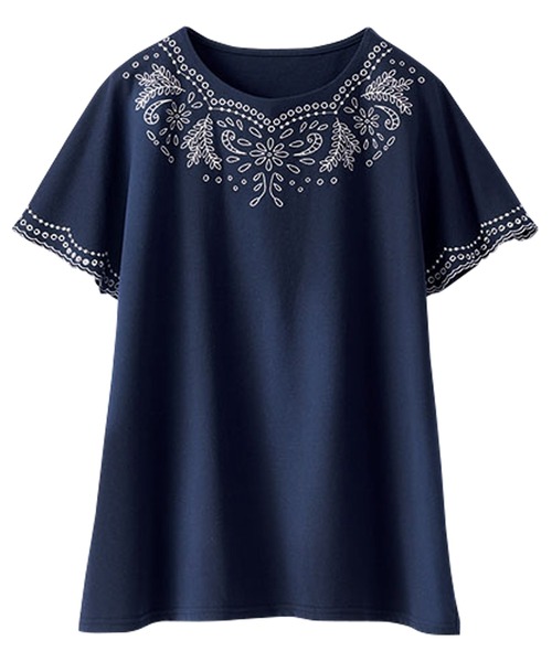 BELLUNA PLUS(ベルーナ)の「スカラップ刺しゅう華やぎプルオーバー(Tシャツ/カットソー・レディース・ローズ系/ブルー/ネイビー・MEDIUM/LARGE/X-LARGE)」の9枚目の写真