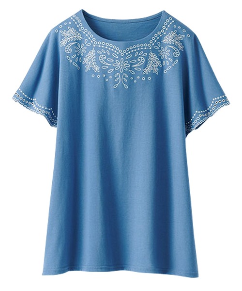 BELLUNA PLUS(ベルーナ)の「スカラップ刺しゅう華やぎプルオーバー(Tシャツ/カットソー・レディース・ローズ系/ブルー/ネイビー・MEDIUM/LARGE/X-LARGE)」の10枚目の写真