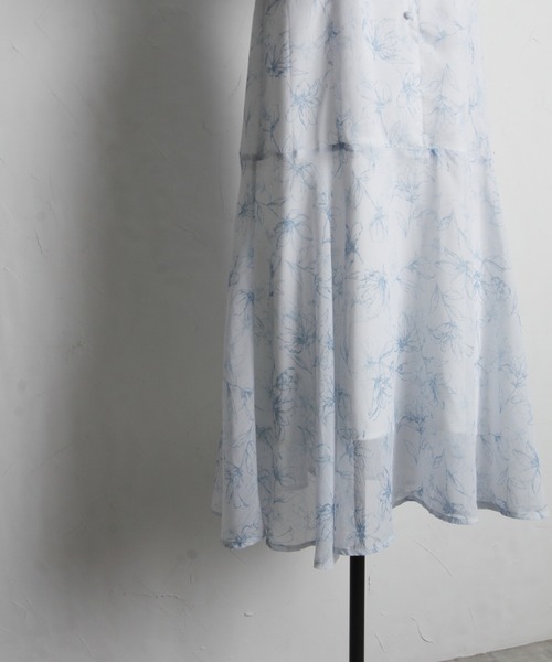 tocco closet(トッコ クローゼット)の「レディフラワーボレロ×キャミワンピースSET(ワンピース・レディース・ブラック/ブルー・M)」の3枚目の写真