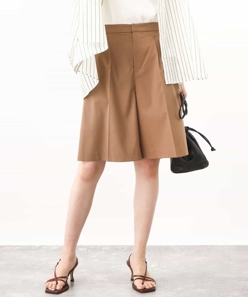 MK MICHEL KLEIN(エムケーミッシェルクラン)の「ベーシックツイルショート丈パンツ/洗える(その他パンツ・レディース・モカ/ネイビー・38)」の2枚目の写真