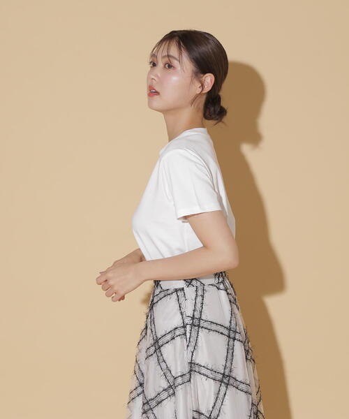 JILL by JILL STUART(ジルバイジルスチュアート)の「◇オーガニックコットンパール刺繍ロゴTシャツ(Tシャツ/カットソー・レディース・ホワイト/ホワイト系その他/ブラック・FREE)」の17枚目の写真