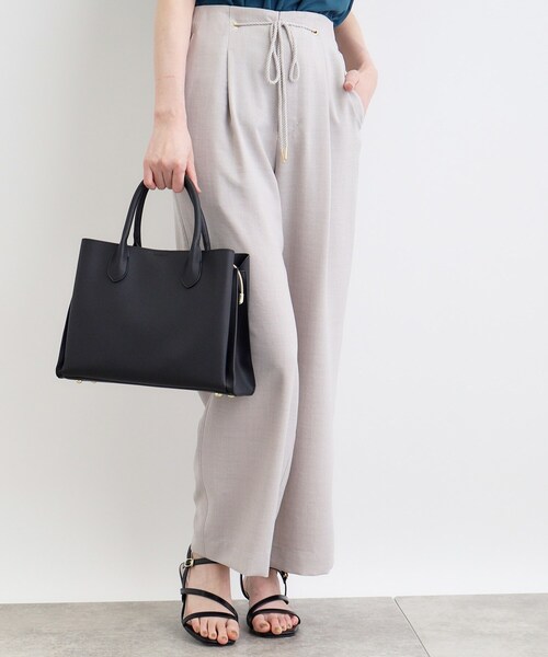 grove(グローブ)の「◆雑誌掲載【人間工学】中仕切り2WAYトート(トートバッグ・レディース・ライトグレー/ブラック/ダークグレー/サンドベージュ・00)」の2枚目の写真