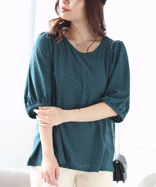 GOLDJAPAN(ゴールドジャパン)の「刺繍レースパフスリーブプルオーバー【大きいサイズ対応】(Tシャツ/カットソー・レディース・ブラック/グリーン/ピンク・5L/4L/3L/LL)」の3枚目の写真