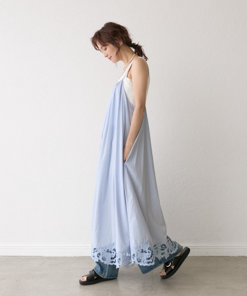 RIVE DROITE(リヴドロワ)の「【à Nice (ア ・ニース)】エンブロイダリーキャミワンピース(ワンピース・レディース・ブラック/サックスブルー・FREE)」の13枚目の写真