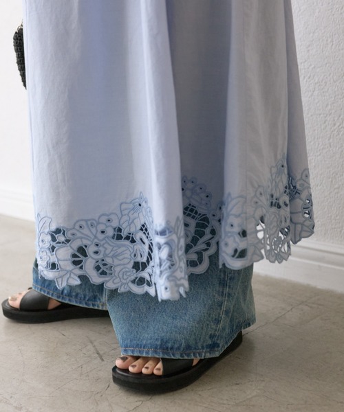 RIVE DROITE(リヴドロワ)の「【à Nice (ア ・ニース)】エンブロイダリーキャミワンピース(ワンピース・レディース・ブラック/サックスブルー・FREE)」の19枚目の写真