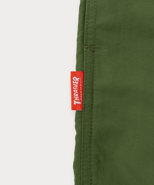 THRASHER（スラッシャー）の「【THRASHER/スラッシャー】ナイロン裏メッシュ ロゴワンポイント ショートパンツ（チノパンツ・メンズ・ベージュ/グリーン/ブラック・M/L/XL）」の17枚目の写真
