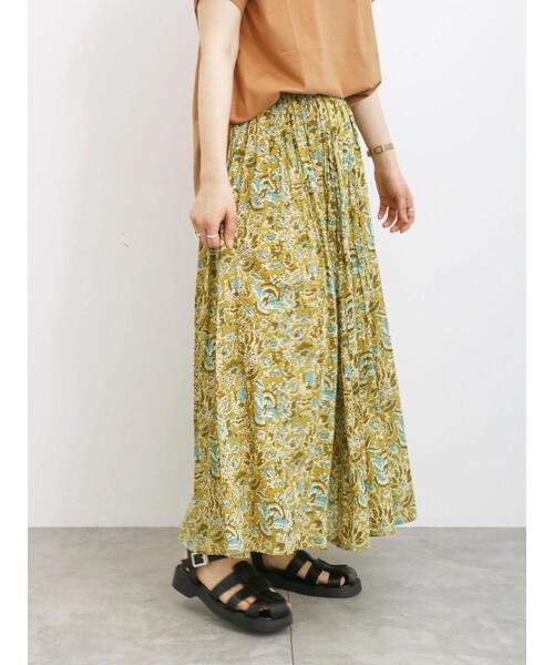 Samansa Mos2 blue（サマンサモスモスブルー）の「【Made in India】花柄ボイルギャザースカート（スカート・レディース・チャコールグレー/ブルー/イエロー・F）」の11枚目の写真