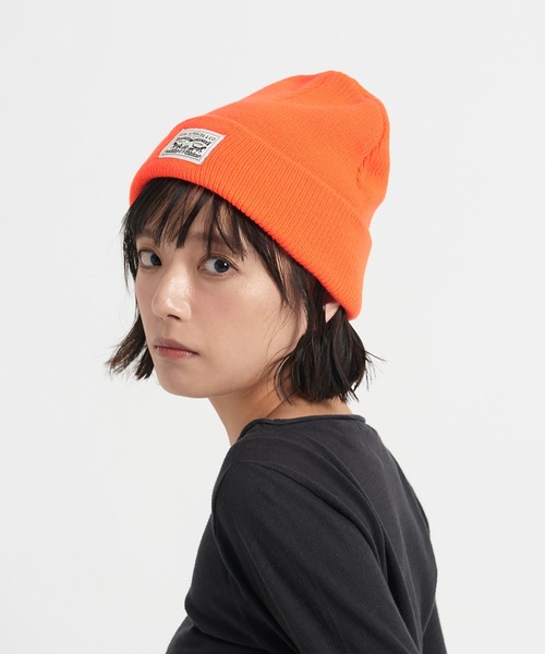 Levi's(リーバイス)の「Levi's/リーバイス BACKPATCH ビーニー オレンジ(ニットキャップ/ビーニー・レディース・マルチ・OS)」の2枚目の写真