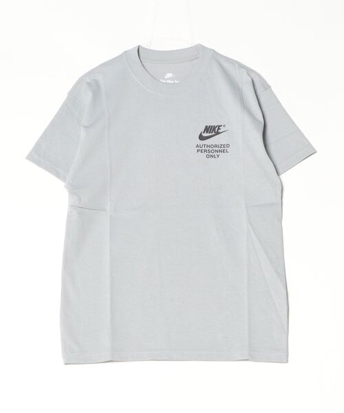 【Nike】ハザード コットン グラフィック Tシャツ ※送関込 NIKE（ナイキ）の「ナイキ NIKE ナイキ NSW AUTHRZD パーソナル