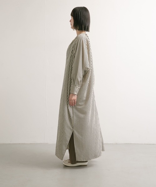 URBAN RESEARCH DOORS(アーバンリサーチドアーズ)の「ストライプロングワンピース(ワンピース・レディース・ベージュ/ブラック・MEDIUM)」の8枚目の写真