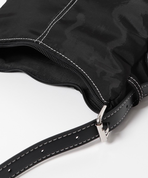 SENSE OF PLACE by URBAN RESEARCH(センスオブプレイスバイアーバンリサーチ)の「ダブルアジャストナイロンショルダー(ショルダーバッグ・メンズ・ブラック/グレー/チャコールグレー・ONE)」の19枚目の写真