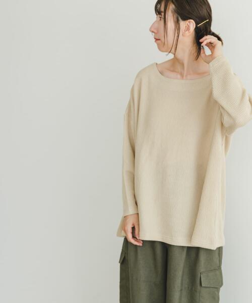 ITEMS URBANRESEARCH(アイテムズ アーバンリサーチ)の「ボートネックニットソー(Tシャツ/カットソー・レディース・カーキ/チャコールグレー/ライトベージュ・FREE)」の20枚目の写真