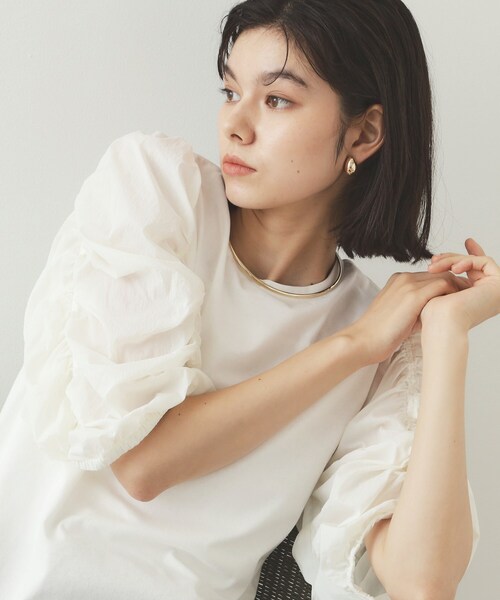OPAQUE.CLIP(オペークドットクリップ)の「◆シアーシャーリングスリーブ ドッキングカットソー【洗濯機洗い可】(Tシャツ/カットソー・レディース・ブラック/グレー/オフホワイト・40/38/36)」の2枚目の写真