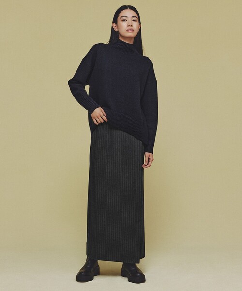 UNFILO(アンフィーロ)の「ウールライク Iラインスカート(スカート・レディース・ネイビー系/グレー系1・X-SMALL/SMALL/MEDIUM/LARGE)」の7枚目の写真