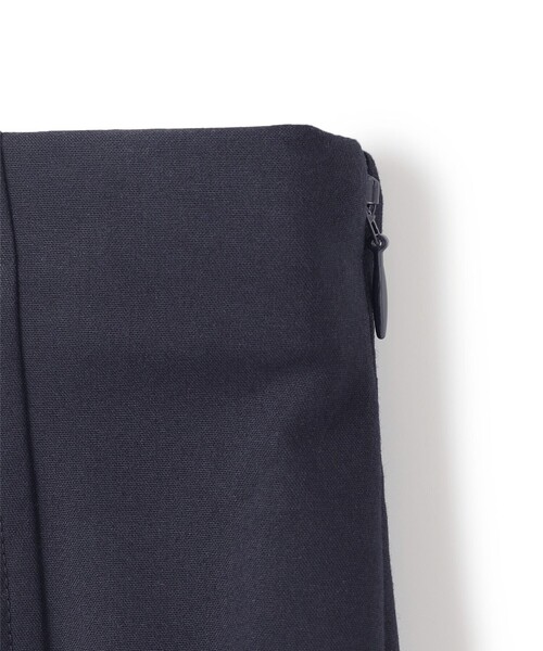 UNFILO(アンフィーロ)の「ウールライク Iラインスカート(スカート・レディース・ネイビー系/グレー系1・X-SMALL/SMALL/MEDIUM/LARGE)」の16枚目の写真