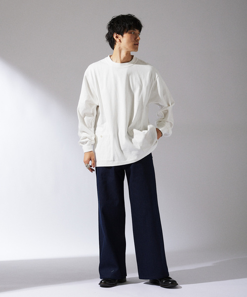 ARMY TWILL（アーミーツイル）の「ARMY TWILL / アーミーツイル 別注 2ポケット ロングスリーブTシャツ（Tシャツ/カットソー・メンズ・ホワイト/ブラック/カーキ・MEDIUM/LARGE）」の5枚目の写真