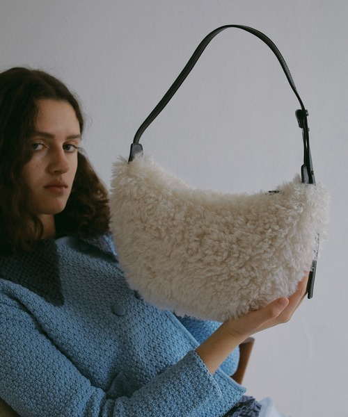 【セール】【EFOLE】フェイクファー ハーフムーン ショルダー バッグ（ショルダーバッグ）｜EFOLE（エフォル）