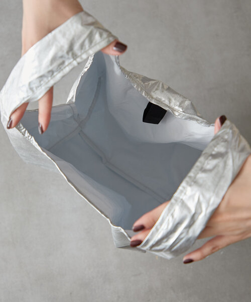 BIRTHDAY BAR（バースデイバー）の「メタリック エコバッグS（トートバッグ・レディース・シルバー/ゴールド/ガンメタ/ホワイト/ダークブルー・0）」の18枚目の写真