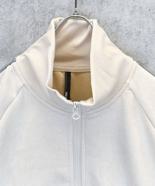Anytime Songs(エニータイムソングス)の「faux suede track jacket/スウェードタッチ ワンポイント刺繍 袖ライン トラックジャケット(ジャージ・メンズ・チャコールグレー/ブラック/グレイッシュベージュ/サックスブルー/オフホワイト・L/XL/M)」の7枚目の写真