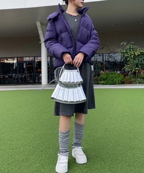 LACOSTE（ラコステ）の「ウィメンズ ボリュームハイネック ナイロンショートダウンジャケット / フード取り外し可（ダウンジャケット/コート・レディース・ブラック/オレンジ/モスグリーン/ダークブルー・34/36/38/40）」の12枚目の写真