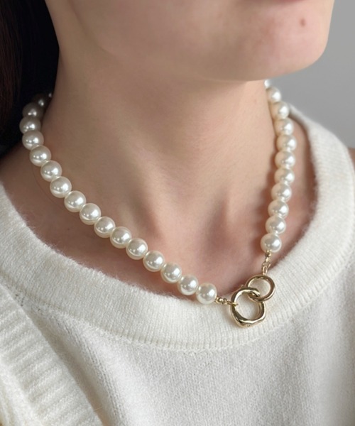sowang（ソワン）の「ボリュームパールマンテルネックレス（ネックレス・レディース・ホワイト・FREE）」の8枚目の写真