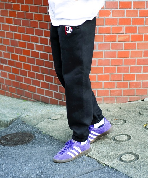 roial(ロイアル)の「SWEAT PANTS/ROIAL(ロイアル)ワンポイントロゴ刺繍スウェットパンツジョガーパンツ(スウェットパンツ・メンズ・ピンク/ベージュ/ブラック/オートミール・MEDIUM/X-LARGE/LARGE)」の7枚目の写真