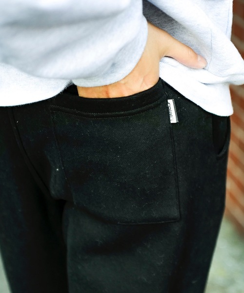 roial(ロイアル)の「SWEAT PANTS/ROIAL(ロイアル)ワンポイントロゴ刺繍スウェットパンツジョガーパンツ(スウェットパンツ・メンズ・ピンク/ベージュ/ブラック/オートミール・MEDIUM/X-LARGE/LARGE)」の16枚目の写真