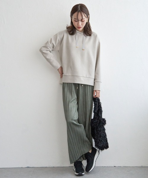 ikka（イッカ）の「GOKU楽フェイクスエードフードパーカー（パーカー・レディース・ブラック/スカイブルー/ベージュ/モカ・M/L/S）」の8枚目の写真