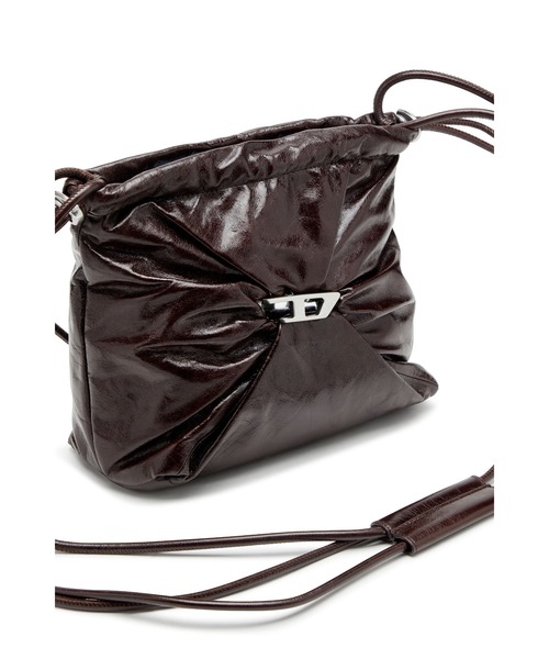 DIESEL(ディーゼル)の「ウィメンズ バケットバッグ SCRUNCH-D BUCKET(ショルダーバッグ・レディース・ブラック/グレー/ホワイト/ブラウン/その他・UNI)」の16枚目の写真