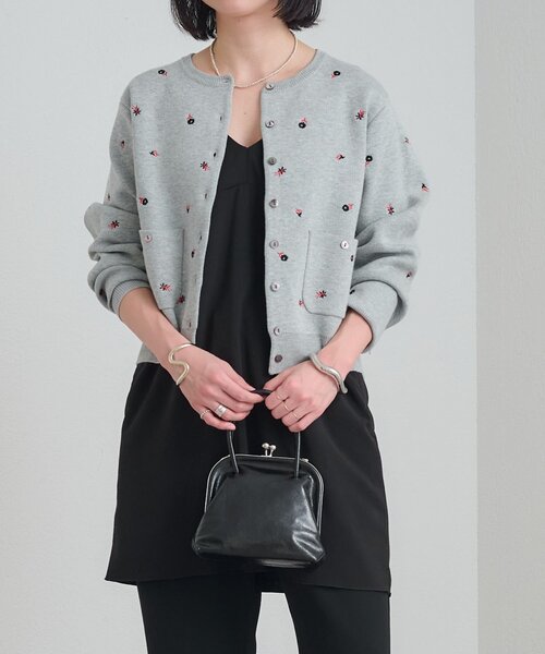 Omekashi（オメカシ）の「刺繍スウェットライクポケットカーディガン（カーディガン/ボレロ・レディース・ブラック/オフホワイト/グレー・FREE）」の11枚目の写真