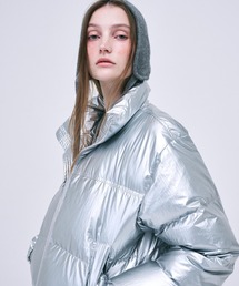 Mardi Mercredi（マルディメクルディ）の「CROPPED DOWN JACKET