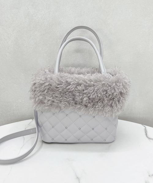 apres jour（アプレジュール）の「2wayビジューファーバッグ【ZOZOTOWN限定アイテム】（ショルダーバッグ・レディース・グレー/ライトピンク/ホワイト/ベージュ・フリー）」の3枚目の写真