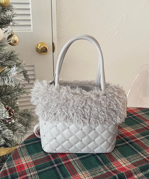 apres jour（アプレジュール）の「2wayビジューファーバッグ【ZOZOTOWN限定アイテム】（ショルダーバッグ・レディース・グレー/ライトピンク/ホワイト/ベージュ・フリー）」の12枚目の写真