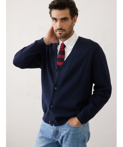 BANANA REPUBLIC FACTORY STORE(バナナリパブリック ファクトリーストア)の「BANANA REPUBLIC FACTORY STORE 日本限定 コットンVネックカーディガン(カーディガン/ボレロ・メンズ・ネイビー/アイボリー/ブラック・S/M/L/XL)」の3枚目の写真