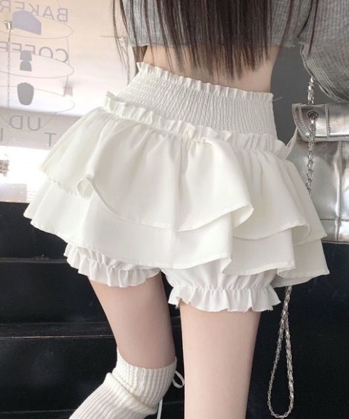 SHEPP(シープ)の「フレア ティアードミニスカート インナー付き(スカート・レディース・ホワイト/ブラック・M/S/L)」の5枚目の写真