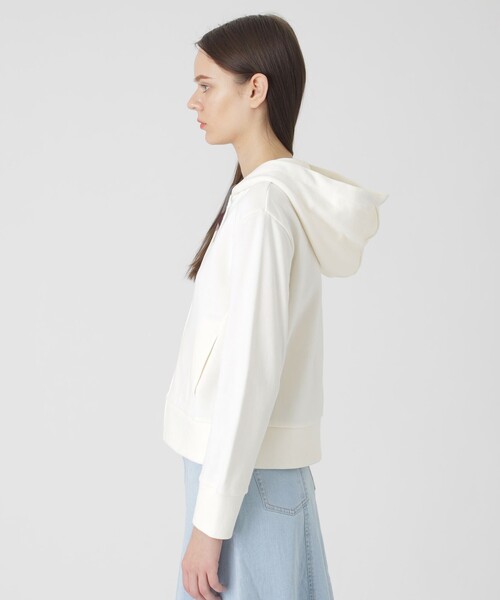 BLUE LABEL CRESTBRIDGE（ブルーレーベルクレストブリッジ）の