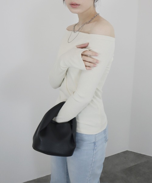 ブルマリン　オフショルダーモノトーントップス セール】【ZOZO限定】オフショルダーラメリブトップス／offshoulder