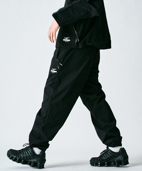 417 EDIFICE（フォーワンセブンエディフィス）の「ワッシャーナイロンイージーパンツ（カーゴパンツ・メンズ・ブラック・LARGE/MEDIUM/SMALL）」の14枚目の写真