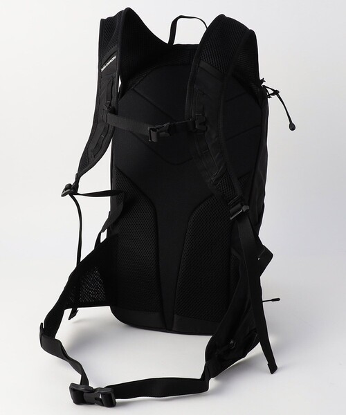 FREAK'S STORE（フリークスストア）の「限定展開 SALOMON/サロモン TRAILBLAZER 20 ユニセックス ハイキングバッグ / LC2182600（バックパック/リュック・メンズ・ブラック・ONE SIZE）」の3枚目の写真