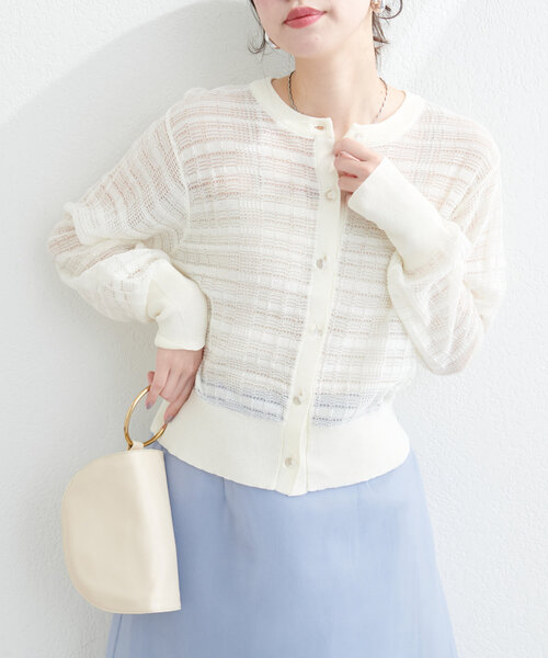 natural couture（ナチュラルクチュール）の「シアーツイード調カーデ（カーディガン/ボレロ・レディース・ブラック/ブルー/ラベンダー/オフホワイト・FREE）」の5枚目の写真