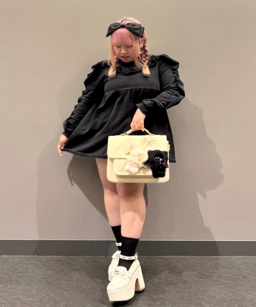 Ober Tashe（オーバータッシェ）の「【推し活グッズ】天使と悪魔推しぬいポンチョキーホルダー（チャーム・レディース・ブラック系8・FREE）」の9枚目の写真