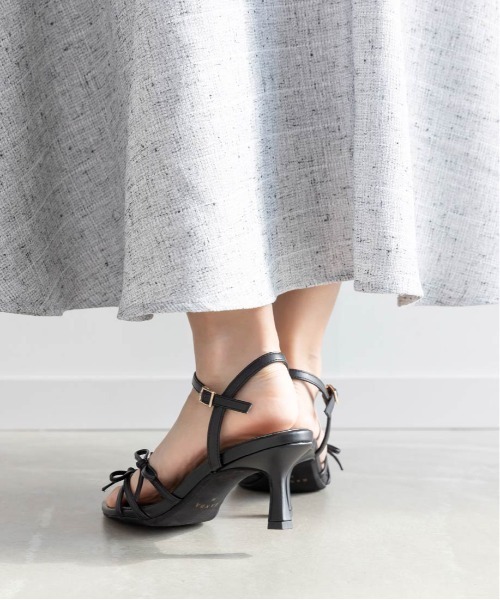 RANDA（ランダ）の「ミニリボンナローストラップサンダル（サンダル・レディース・ブラック/ホワイト/インディゴブルー/パープル・S/L/M/LL）」の21枚目の写真