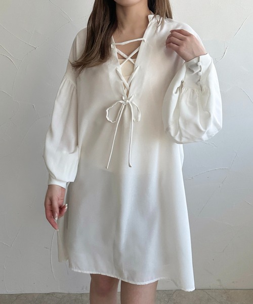 apres jour clair(アプレジュールクレア)の「【apres jour clair】レースアップチュニックブラウス(シャツ/ブラウス・レディース・オフホワイト/ブルー系その他/アイボリー・フリー/X-LARGE)」の5枚目の写真