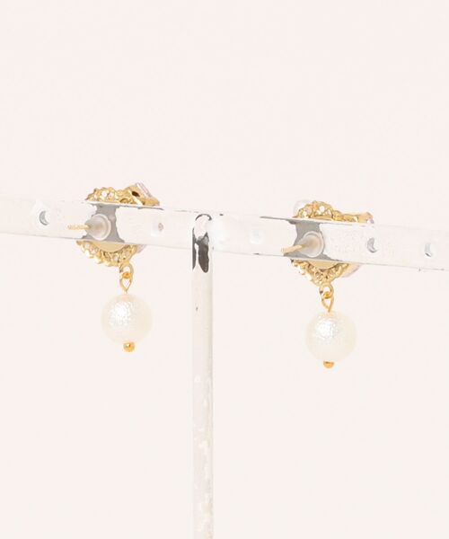 tone(トーン)の「【MUURABBTI】ピンクハートとカラフルビジューピアス(MA)(ピアス(両耳用)・レディース・ピンク・FREE)」の4枚目の写真