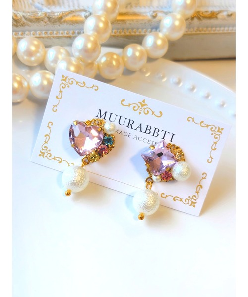 tone(トーン)の「【MUURABBTI】ピンクハートとカラフルビジューピアス(MA)(ピアス(両耳用)・レディース・ピンク・FREE)」の1枚目の写真