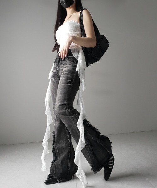 me+em select(ミームセレクト)の「※※【 2color 】アシンメトリーフリルレースベアトップス / asymmetry frill lace bare tops(その他トップス・レディース・ホワイト/ブラック・FREE)」の11枚目の写真
