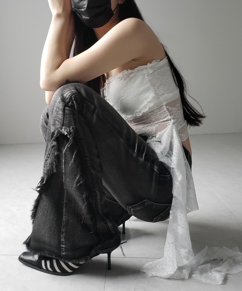 me+em select(ミームセレクト)の「※※【 2color 】アシンメトリーフリルレースベアトップス / asymmetry frill lace bare tops(その他トップス・レディース・ホワイト/ブラック・FREE)」の16枚目の写真