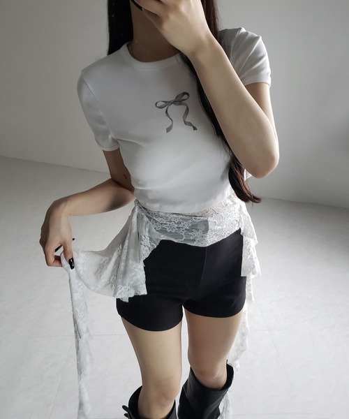 me+em select(ミームセレクト)の「※※【 2color 】アシンメトリーフリルレースベアトップス / asymmetry frill lace bare tops(その他トップス・レディース・ホワイト/ブラック・FREE)」の21枚目の写真